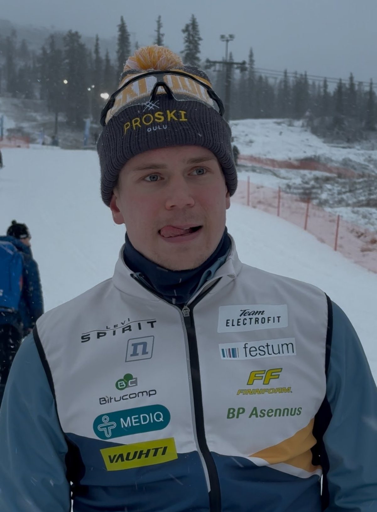 Wiljam Mattila Oloksen kisojen jälkitunnelmissa. Kuva: Rikhard Mäki-Heikkilä